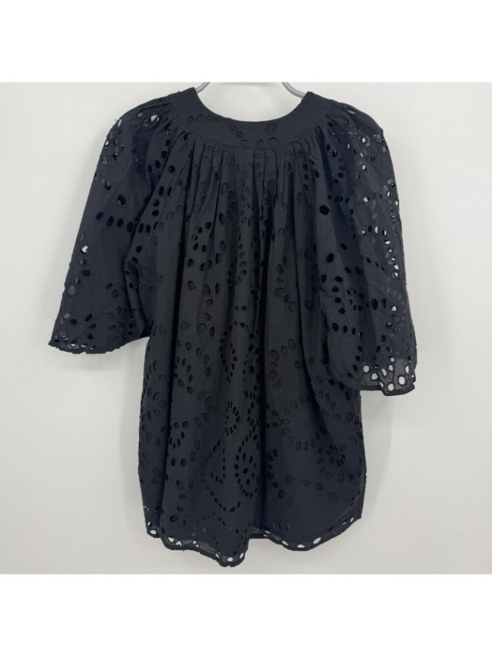 Tuckernuck Black Eyelet Lace Finley Flutter Sleeve Top size XL Blouse $148 - Picture 4 of 7